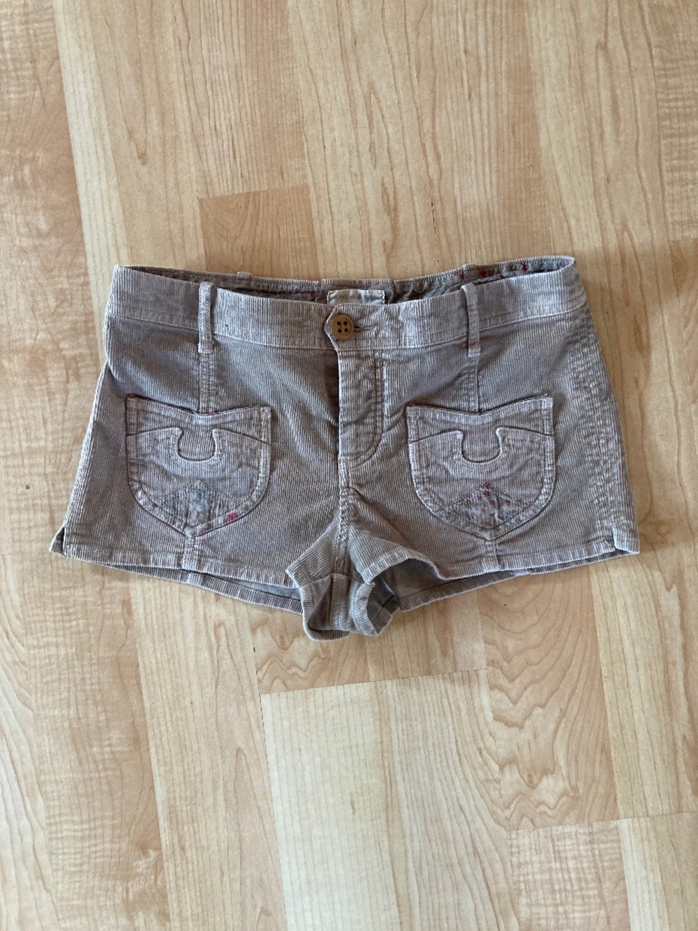 Corduroy shorts